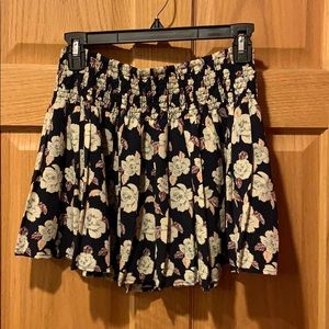 Flower pattern skirt